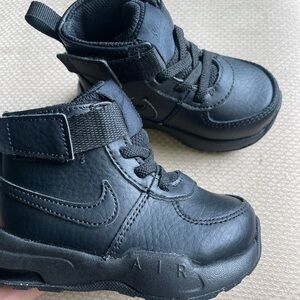 Baby Nike boots